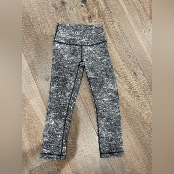 LULULEMON WUNDER UNDER CROPPED LEGGINGS - Picture 5 of 7